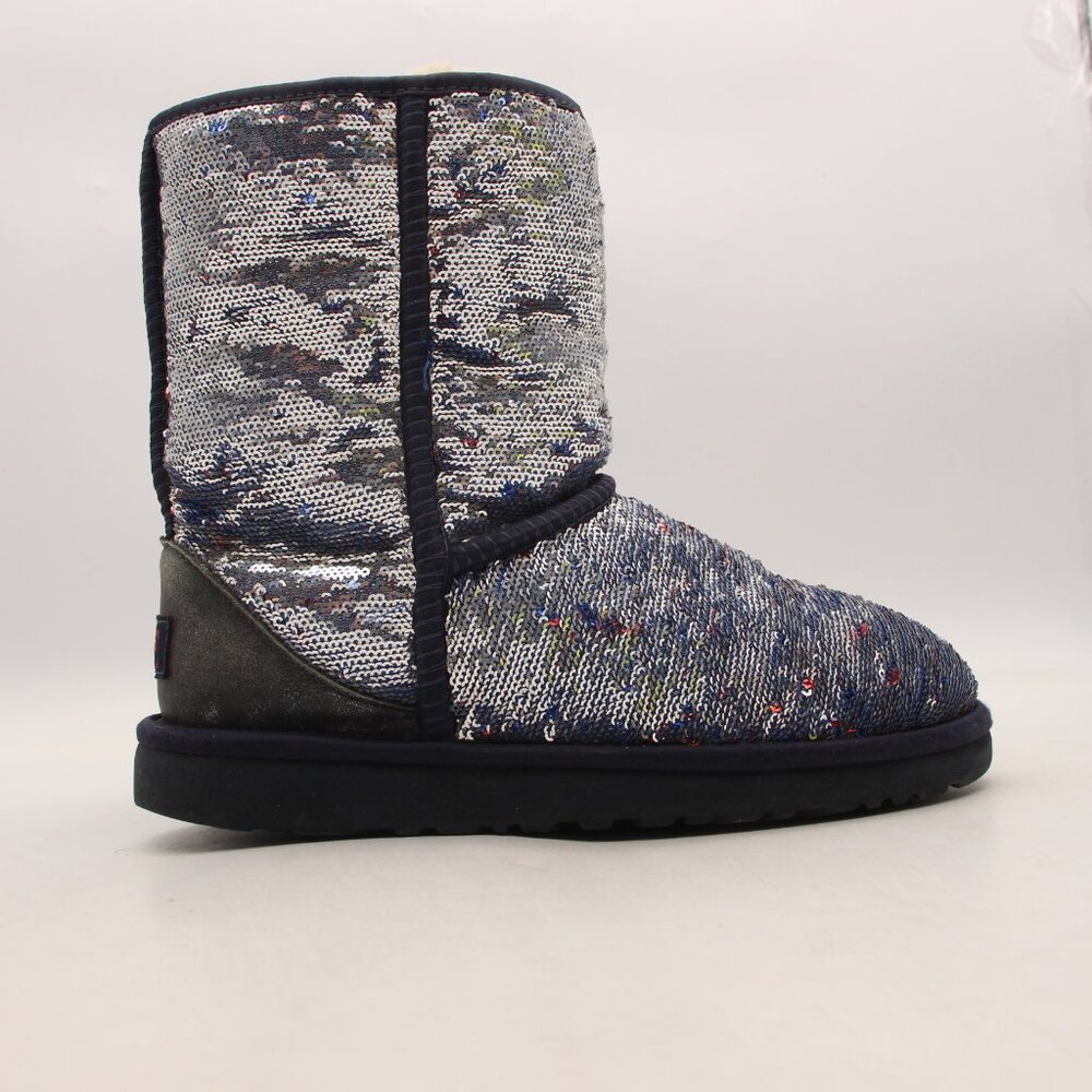 Ugg Australia Midnight Blue Silver Flip Sequin Women’s 7 Winter Boot Pull On